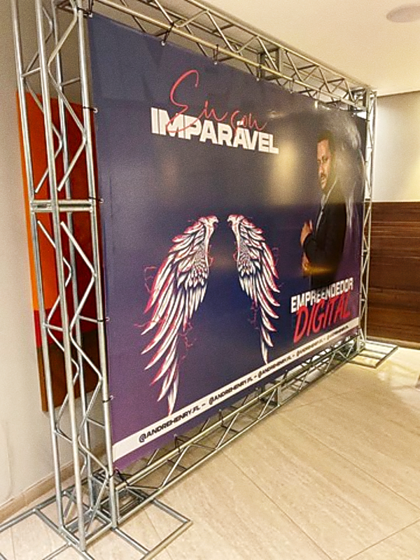 Backdrop Personalizado em Tecido Cipriani Comunicação