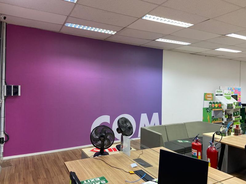 Decoração de Escritório em Cinza e Lilás | Adesivos Personalizados 3 Decoração de Escritório em Cinza e Lilás | Adesivos Personalizados 3