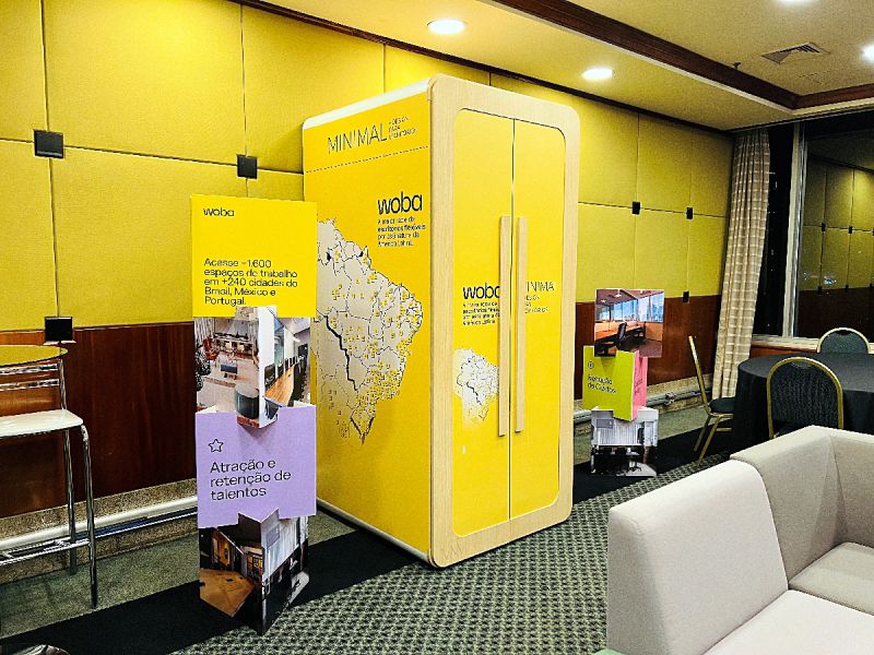 Decoração em Amarelo Evento Promocional | Adesivos Personalizados 1