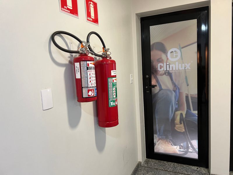 Decoração para Porta de Entrada Sala Comercial | Adesivos Personalizados 2 Decoração para Porta de Entrada Sala Comercial | Adesivos Personalizados 2