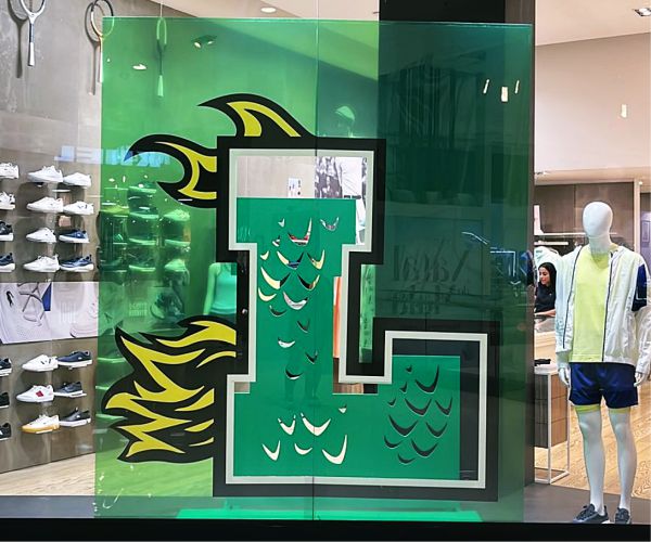 Promoção em Vitrine Shopping - Lacoste Live | Adesivos Personalizados