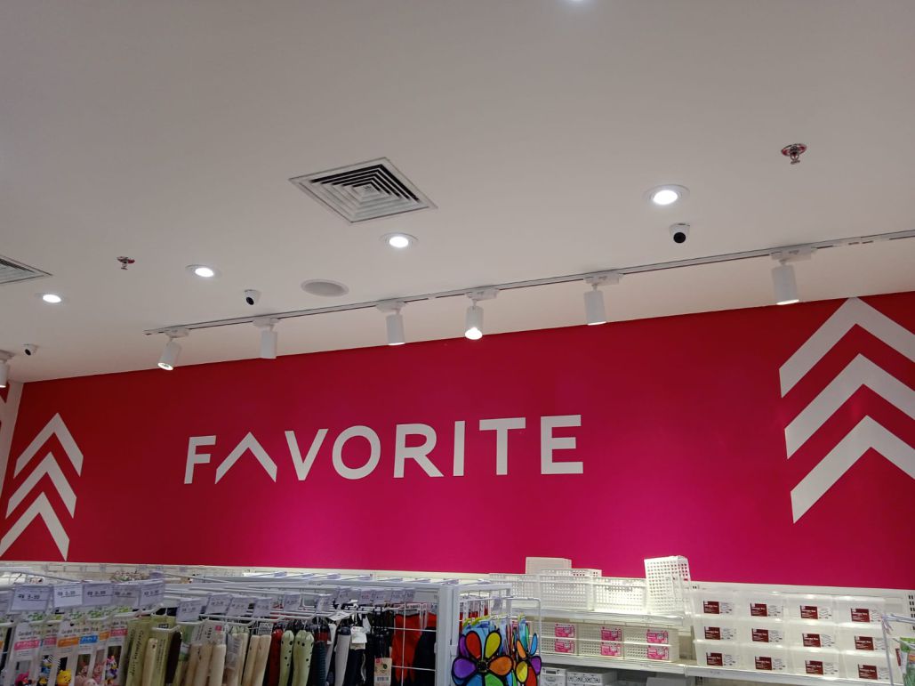 Comunicação Visual em Loja de Shopping Daiso | Comunicação Visual para Empresas 5