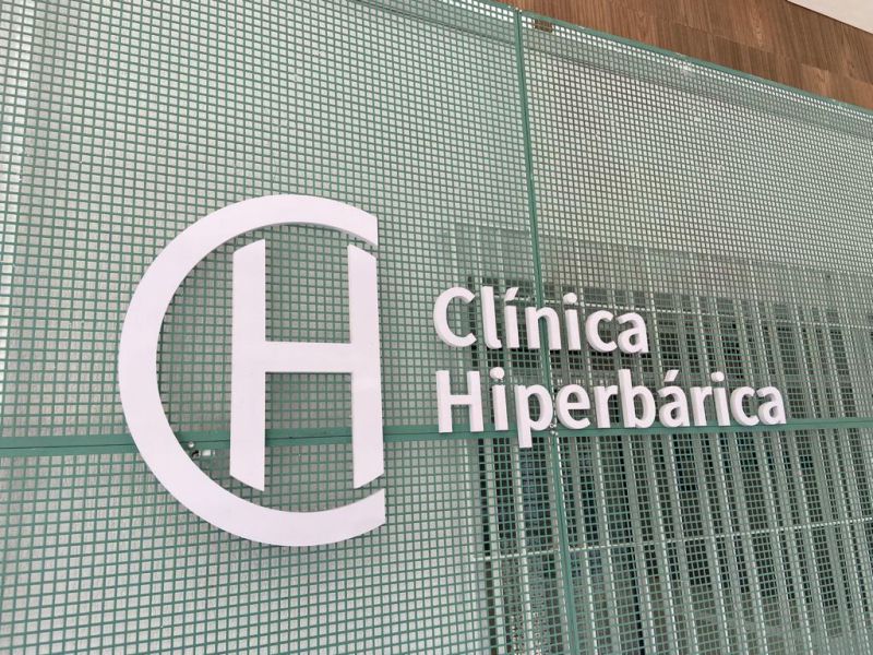 Letreiro para Hospital Clínica | Comunicação Visual para Empresas 3