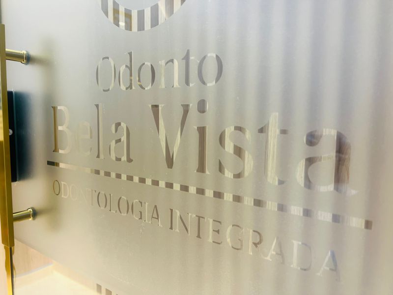 Decoração Porta de Entrada - Odontológico | Decoração de Escritórios 1