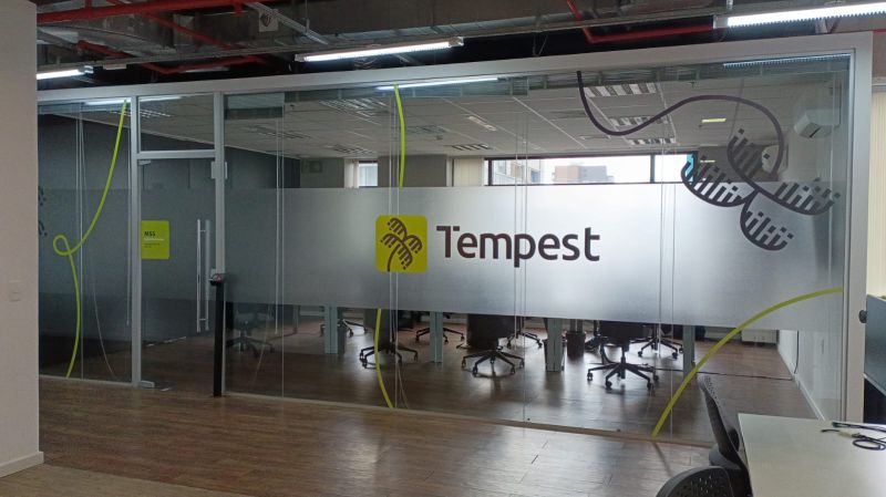 Jateamento de Divisórias Tempest | Decoração de Escritórios 4