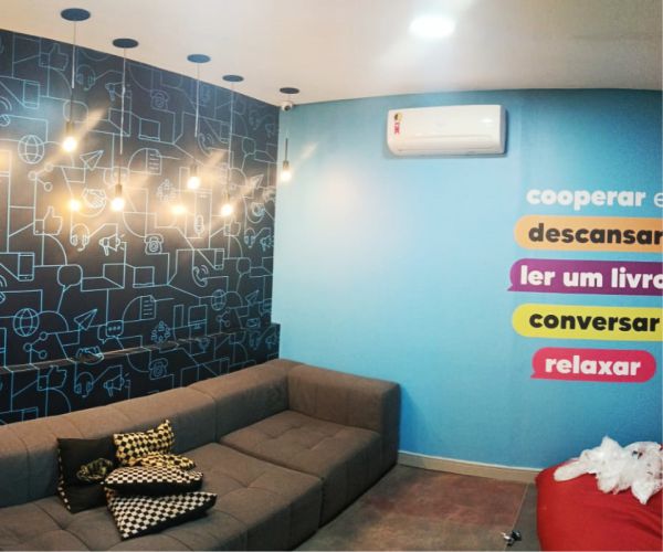 Papel de Parede Personalizado Unicred | Decoração de Escritórios