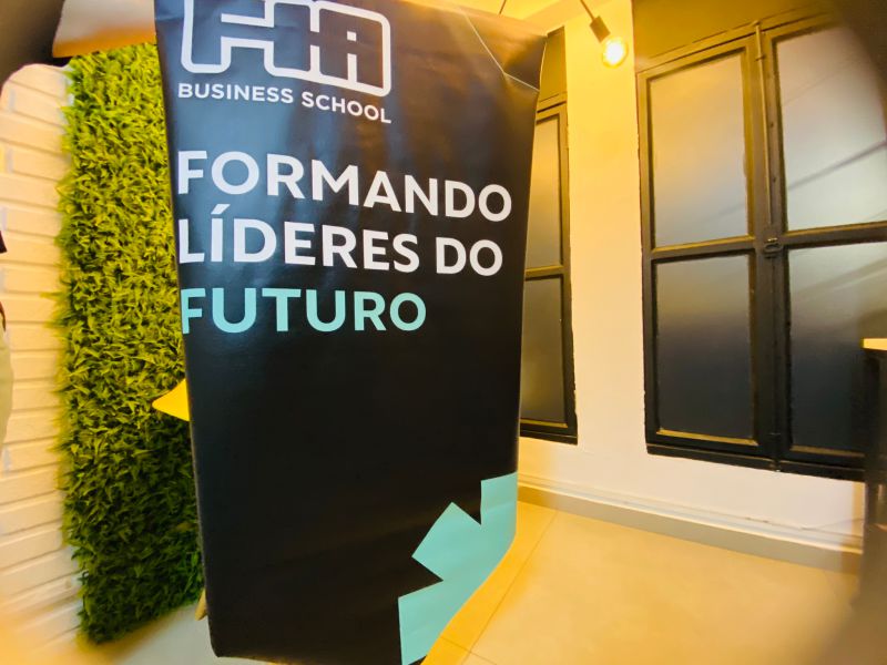 Flâmulas e Bandeiras em Lona | Produção de Eventos 4