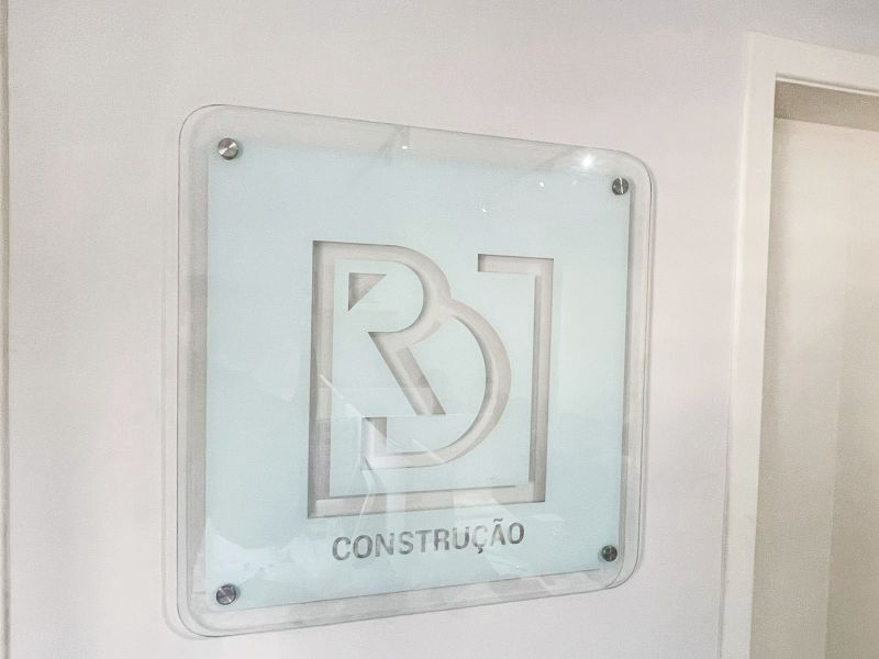 Logotipo com Cantos Arredondados | Placas Personalizadas 2