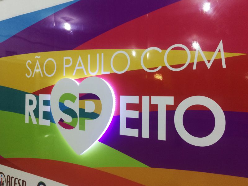 São Paulo com Respeito - Centro LGBT Laura Vermont | Placas Personalizadas 1