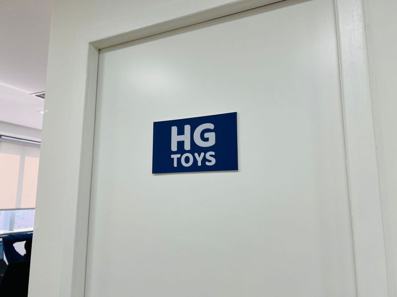 Sinalização com Logotipos para Hall e Portas | Placas Personalizadas 2