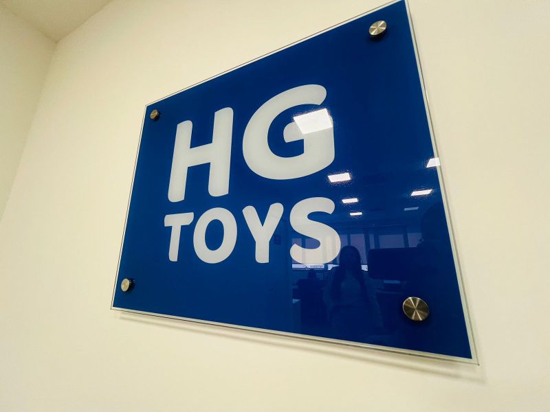 Sinalização com Logotipos para Hall e Portas | Placas Personalizadas 7