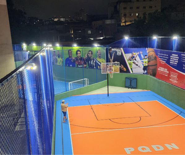 Quadra Esportiva em Condomínio | Personalização de Tapume