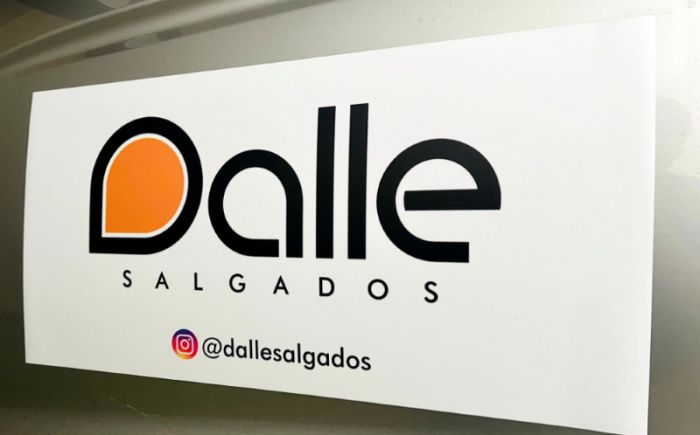 Estraga a pintura do veículo? | Alphaville Barueri | Cipriani Comunicação Visual