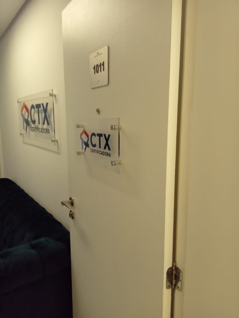 Placa de Porta para Escritório, Alphaville Baruerí Exemplo 3 | Cipriani Comunicação Visual