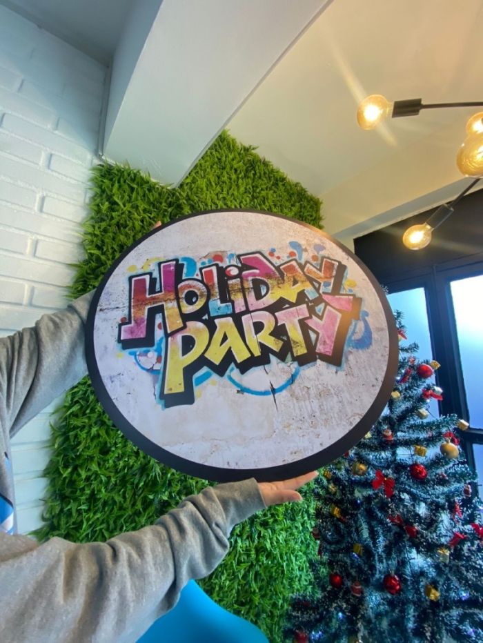 Pode ser fixada em tripé? | Cipriani Comunicação Visual