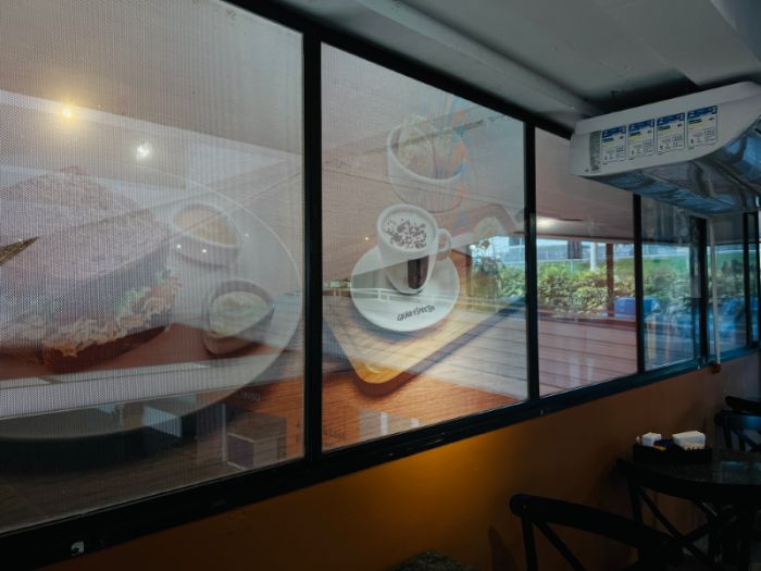 Adesivo para Janela em Bragança Paulista Exemplo 1 | Cipriani Comunicação Visual