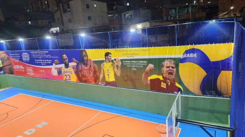 O ilhós enferruja? | Bragança Paulista | Cipriani Comunicação Visual