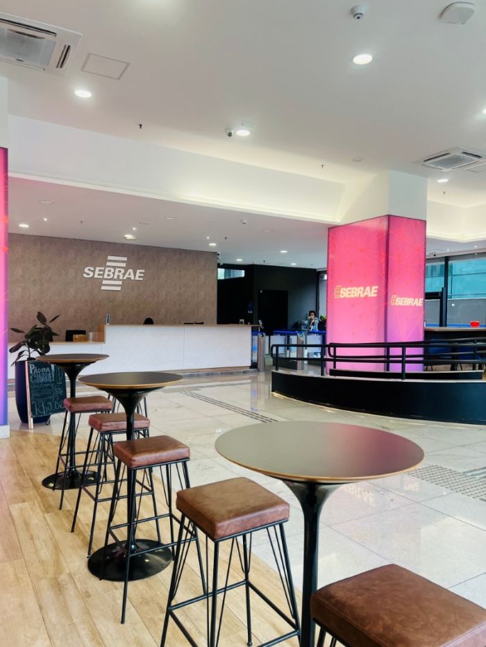 É impressa frente e verso (double)? | Bragança Paulista | Cipriani Comunicação Visual