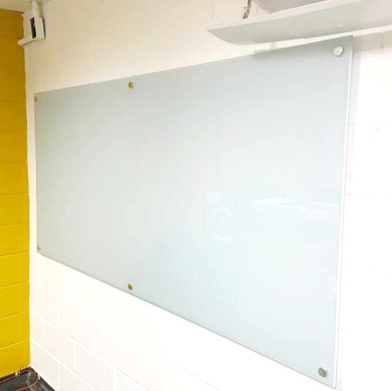 Quadro Branco sob Medida em Bragança Paulista Exemplo 1 | Cipriani Comunicação Visual