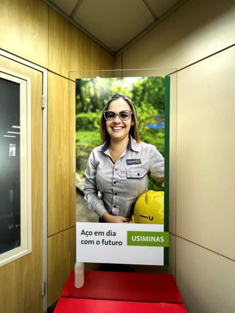 Não danifica (se usar adesivo removível). | Campinas | Cipriani Comunicação Visual