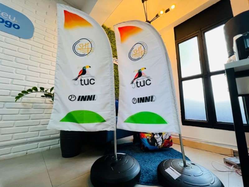 Wind Banner Personalizado em Campinas Exemplo 1 | Cipriani Comunicação Visual