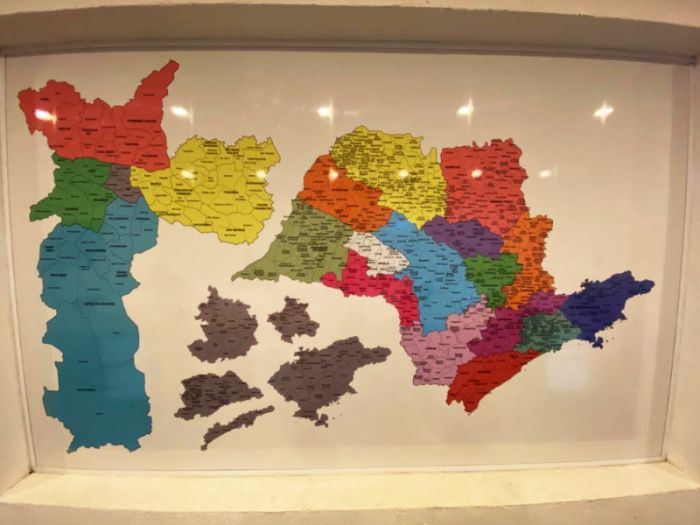 Adesivo para Janela em Itatiba | Itatiba | Cipriani Comunicação Visual