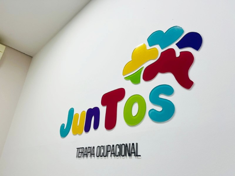 Logo em Acrílico em Itatiba Slide 2 | Cipriani Comunicação Visual