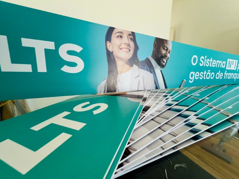 Placa de PVC em Itatiba Slide 1 | Cipriani Comunicação Visual