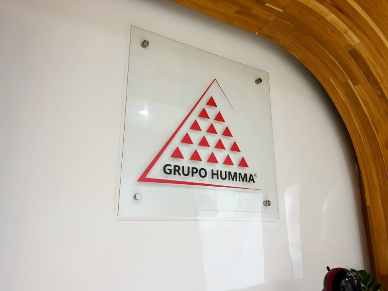 Placa de Vidro em Itatiba Exemplo 1 | Cipriani Comunicação Visual