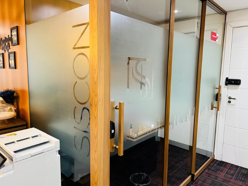 Vinil Jateado Efeito Fosco em Jundiaí Exemplo 3 | Cipriani Comunicação Visual