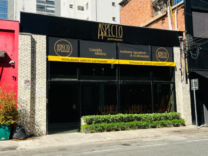 Adesivo para Janela em São Paulo Exemplo 3 | Cipriani Comunicação Visual