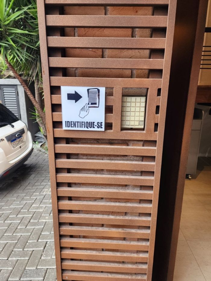 Sinalização de Clínicas em São Paulo Exemplo 3 | Cipriani Comunicação Visual