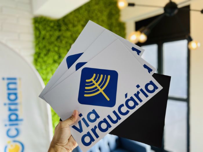 Adesivo Magnético em Valinhos Slide 2 | Cipriani Comunicação Visual