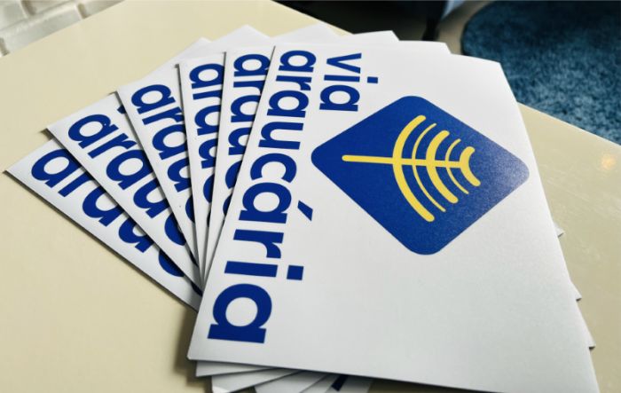 Adesivo Provisório para Carro em Valinhos Slide 1 | Cipriani Comunicação Visual