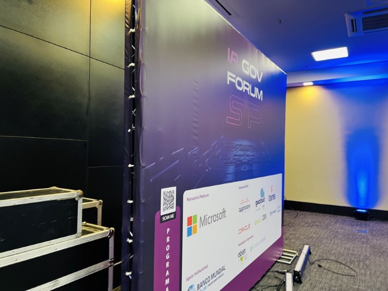 Lona Backdrop para Evento em Valinhos | Valinhos | Cipriani Comunicação Visual