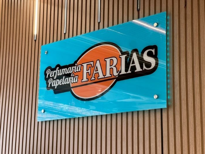 Painel de Acrílico sob Medida em Valinhos Exemplo 2 | Cipriani Comunicação Visual