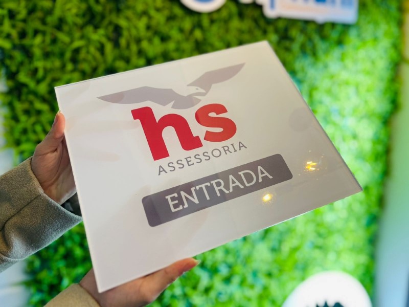 Texto em vinil ou impressão UV direta. | Valinhos | Cipriani Comunicação Visual