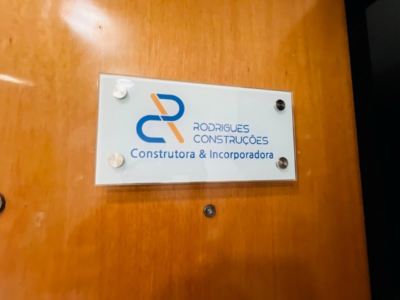 Placa de Porta em Valinhos Slide 2 | Cipriani Comunicação Visual