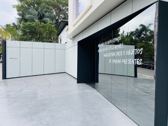 Adesivo para Vidraça, Zona Oeste SP Exemplo 4 | Cipriani Comunicação Visual