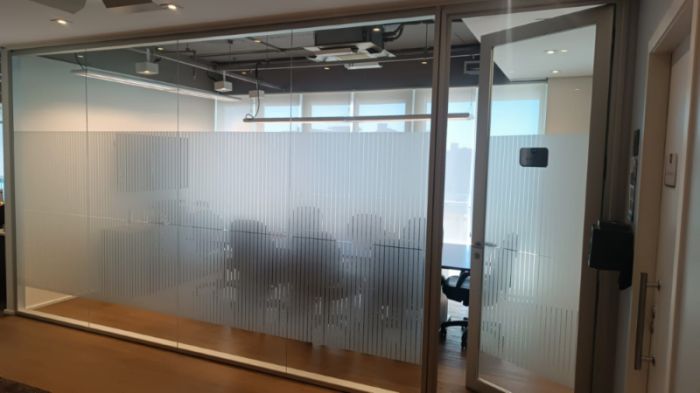 Adesivo Jateado sob Medida, Zona Sul SP Exemplo 1 | Cipriani Comunicação Visual