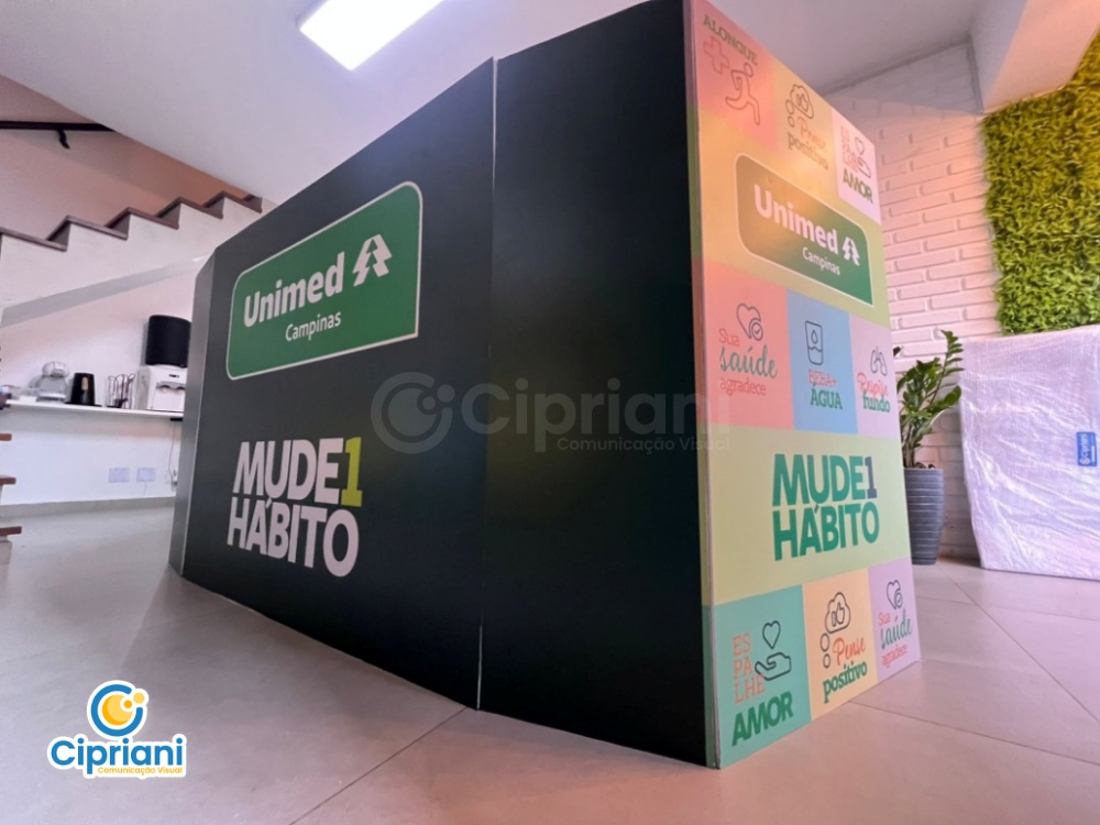 Adesivação de Stand para Balcão Móvel em Evento, Compre Já 1 Imagem