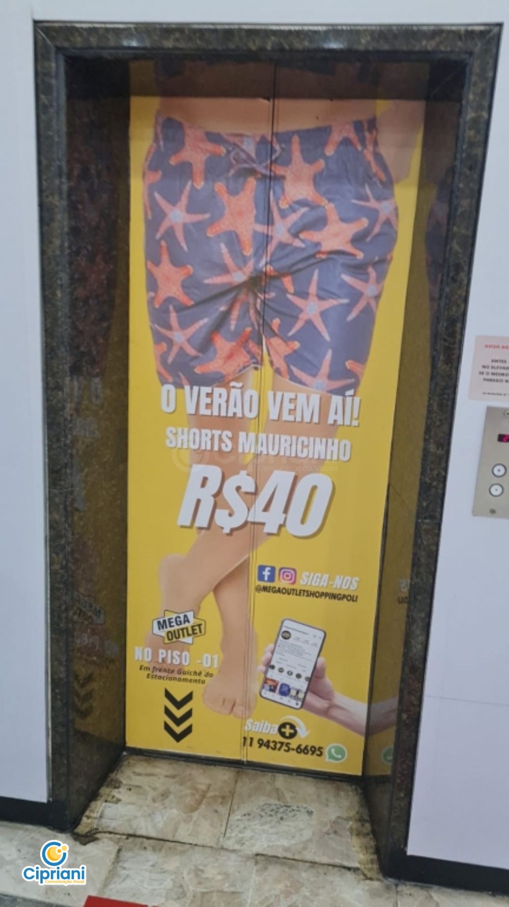 Adesivo para Porta de Elevador Amarelo e Branco 3 Imagem