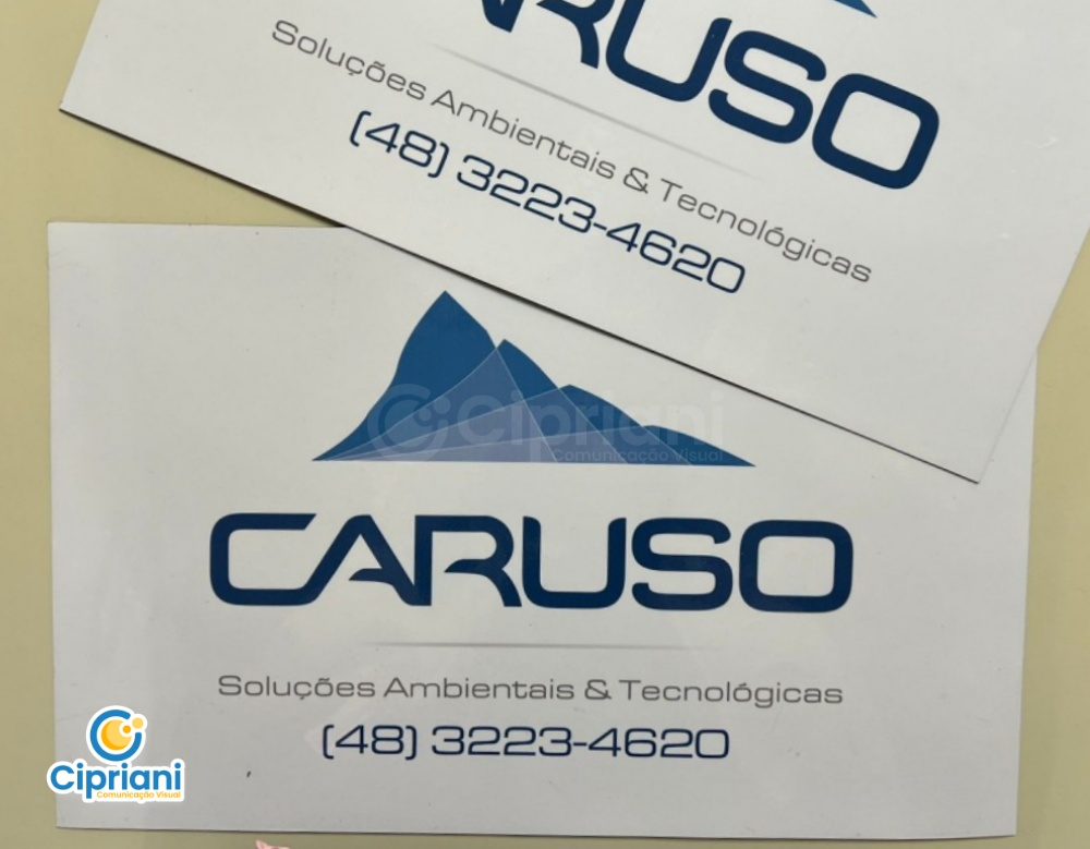 Imãs com Logotipo para Porta de Carro em Azul e Branco | Projetos Cipriani Comunicação Visual