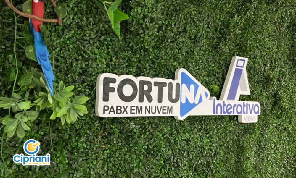 Logo em PVC Jardim Vertical Azul e branco | Projetos Cipriani Comunicação Visual