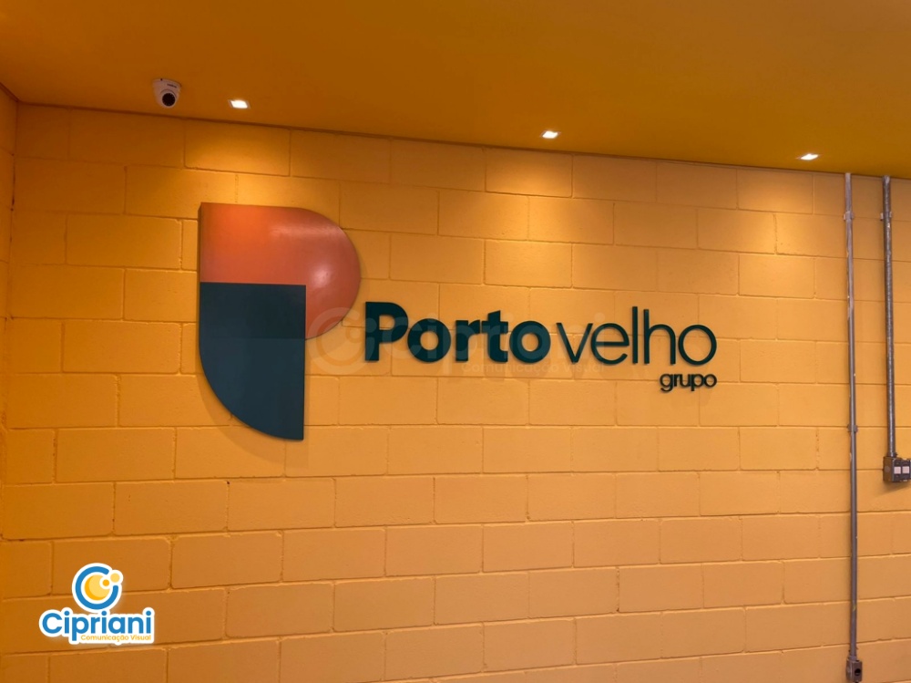 Logotipo de Escola em PVC Laranja e Verde, Preço e Prazo 1 Imagem