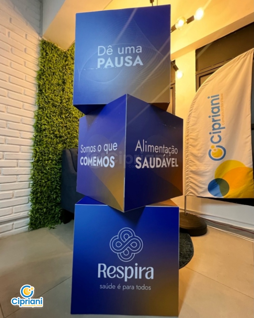 Placas Cubos para Eventos Azul e Branco, Orçamento 5 Imagem