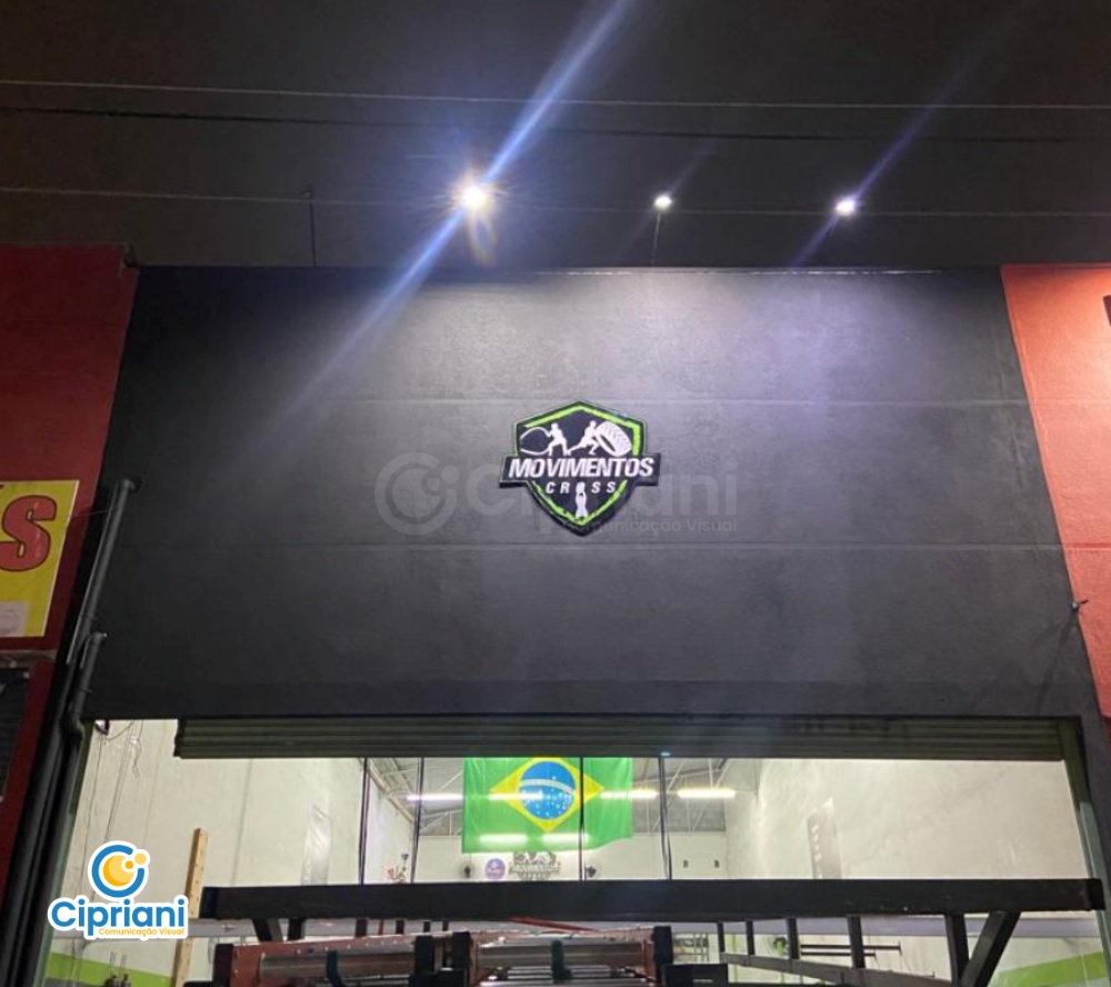 Placas Logo de Cross Fit em Acrílico Verde e Branco 1 Imagem