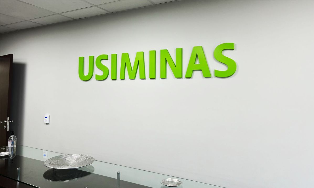 Slider | Comunicação Visual Usiminas - Decoração de Escritórios